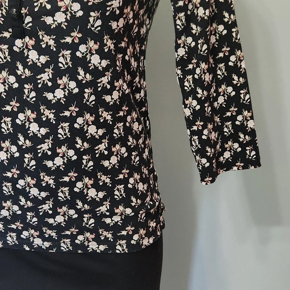 Lauren Ralph Lauren Floral 3/4 Sleeve Top - Picture 8 of 14